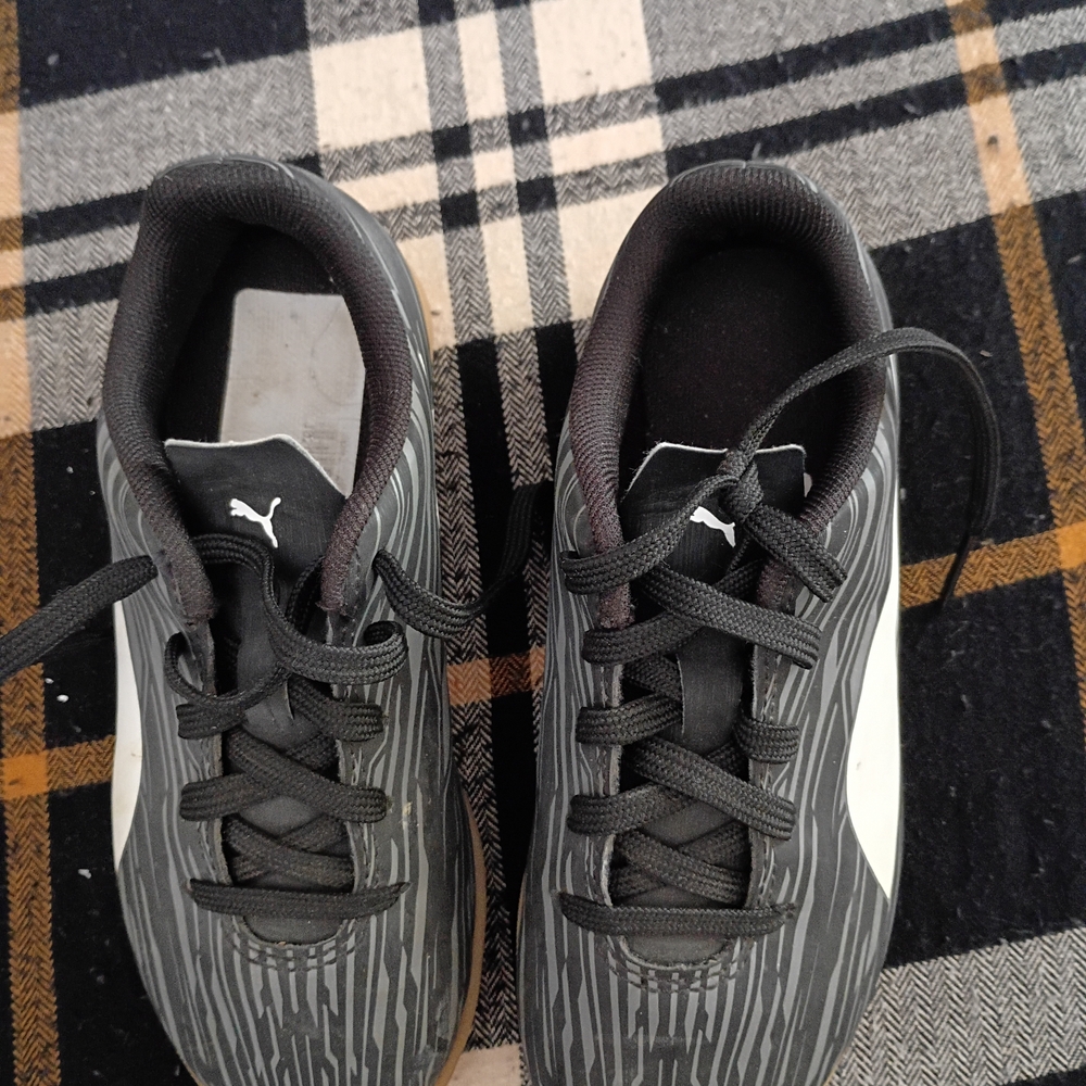 Kids Puma Gray and Black Indoor Soccer Shoes - Picture 3 of 9